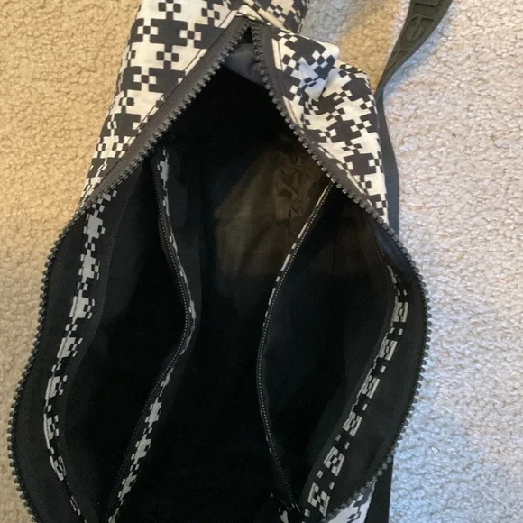 BAGGU   Medium Crescent Bag - Picture 3 of 3